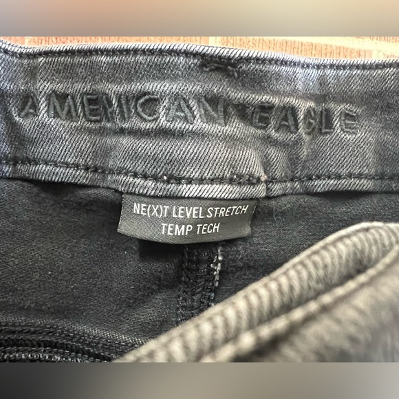 AE Curvy High-Rise Jegging - Picture 2 of 11